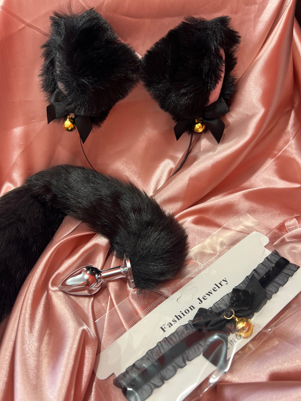 Set Plug Cola + Orejas