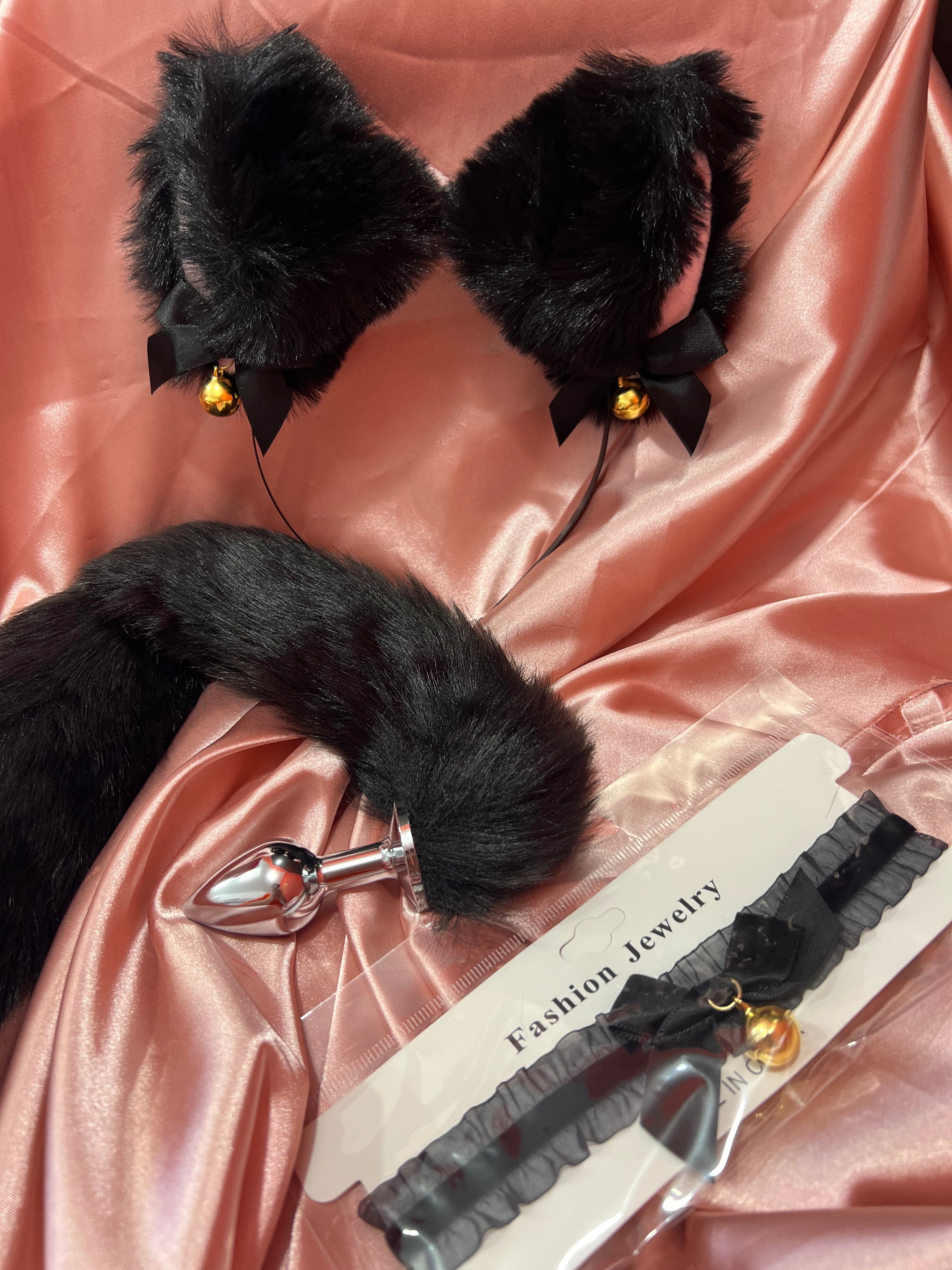 Set Plug Cola + Orejas