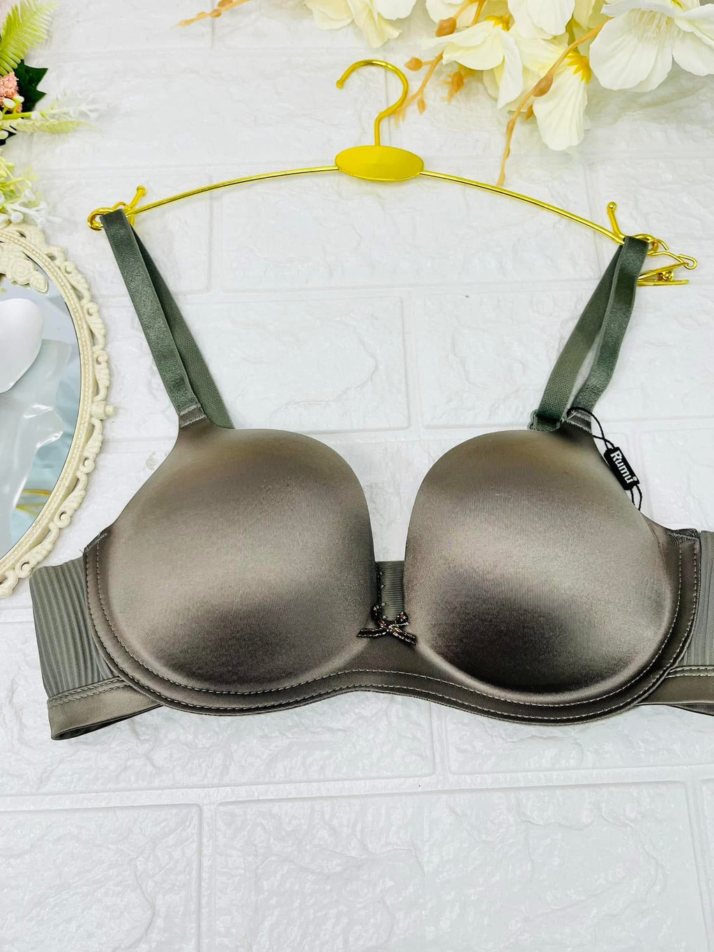 Bra satín