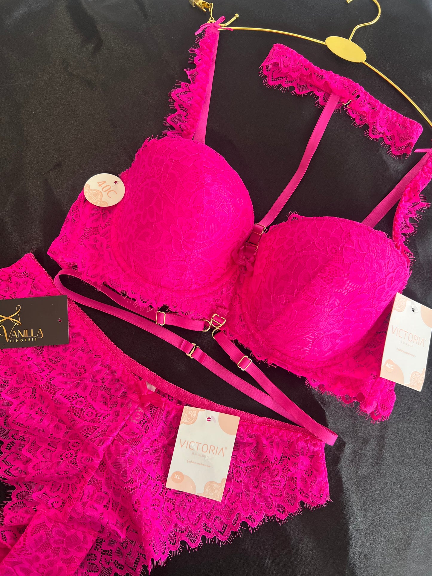 Set Roxana